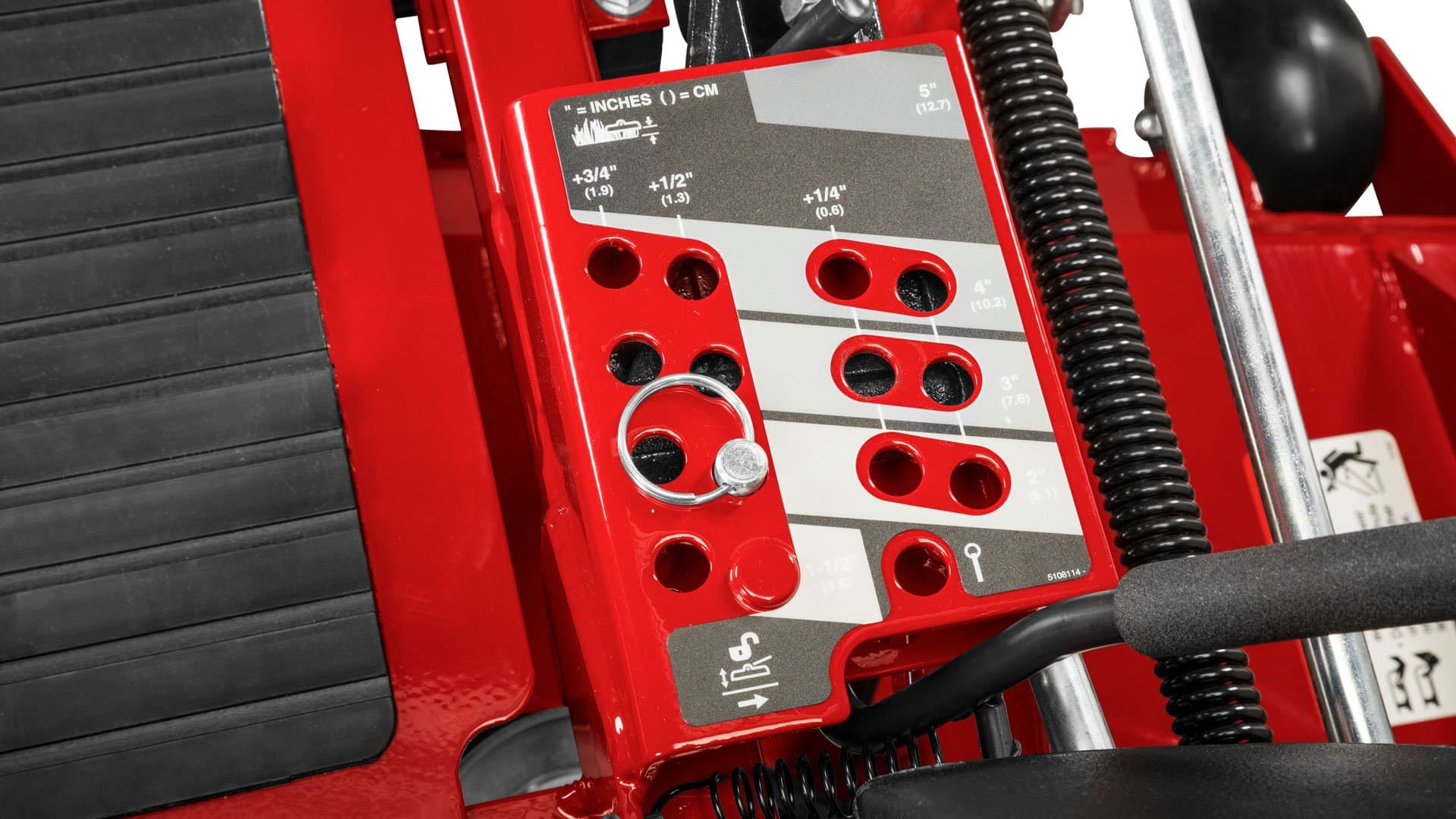 Ferris ISX™ 2200 Series — 60" deck, Vanguard™ 810cc EFI w/ Oil Guard — view 16